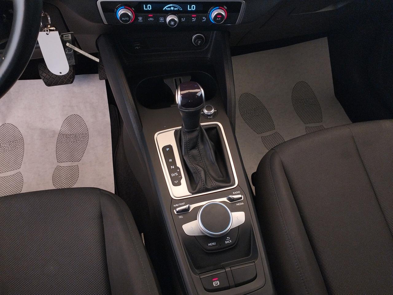 Audi Q2 35 TDI quattro S tronic Business
