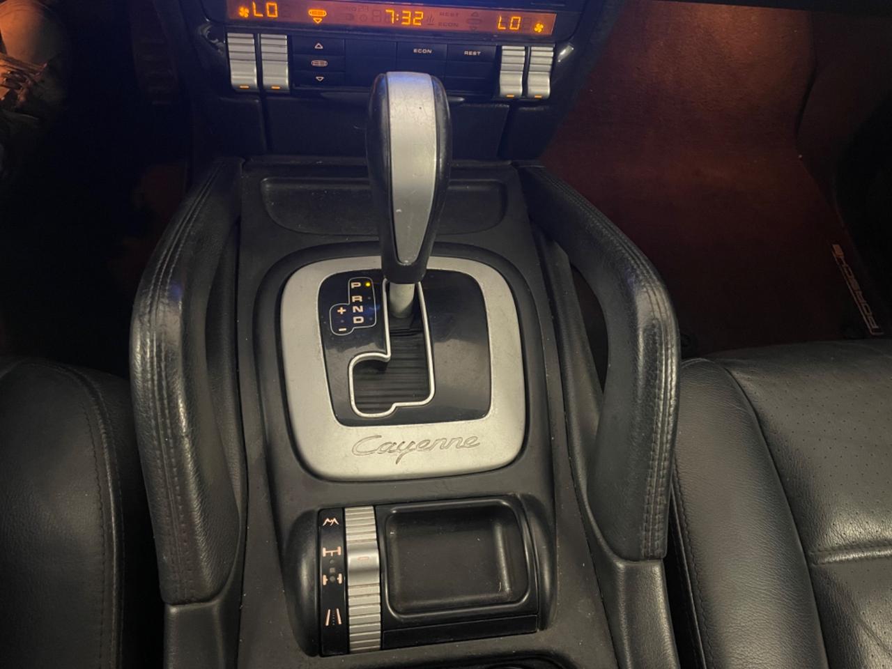 Porsche Cayenne 3.2 V6 cat GPL