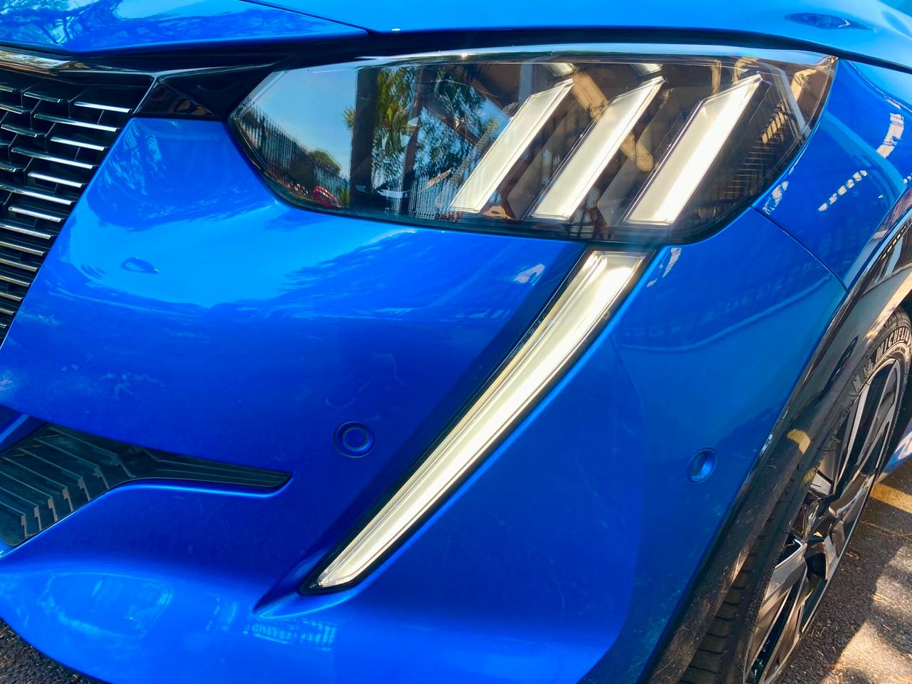 Peugeot 208 130-cv GT Pack AUTOMATICA -GARANZIA