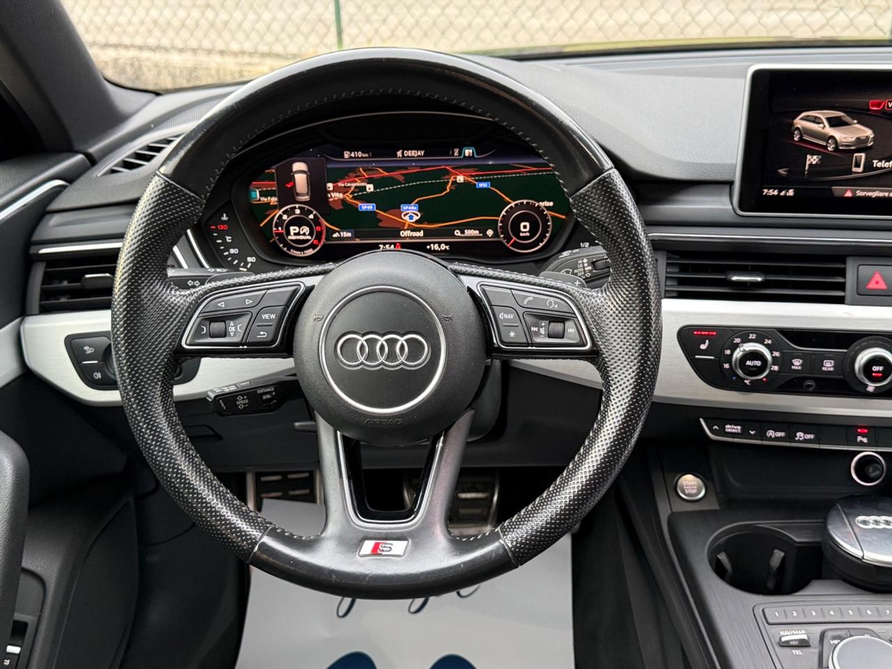 Audi A4 S line