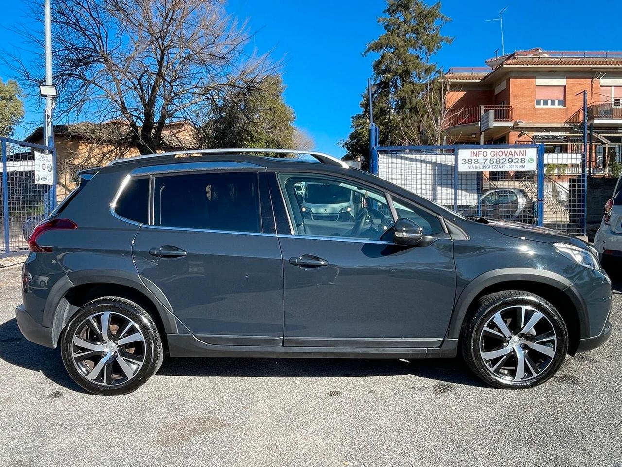 Peugeot 2008 BlueHDi 100 Black Matt