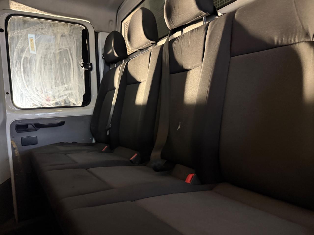 Volkswagen Crafter 35 2.0 TDI 140CV PM-DC Cabinato