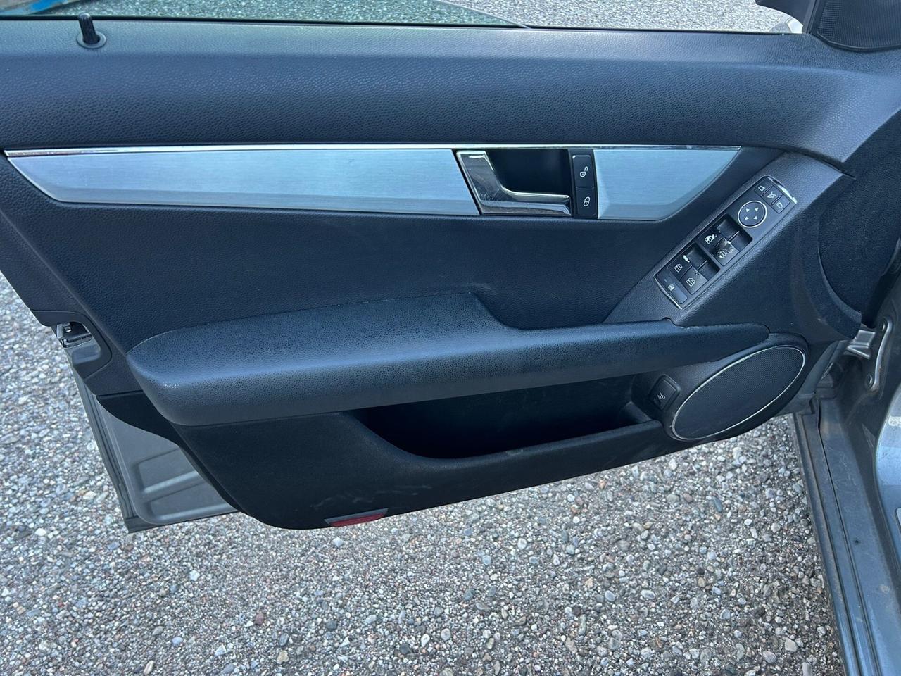 Mercedes-benz C 220 CDI LEGGI NOTE
