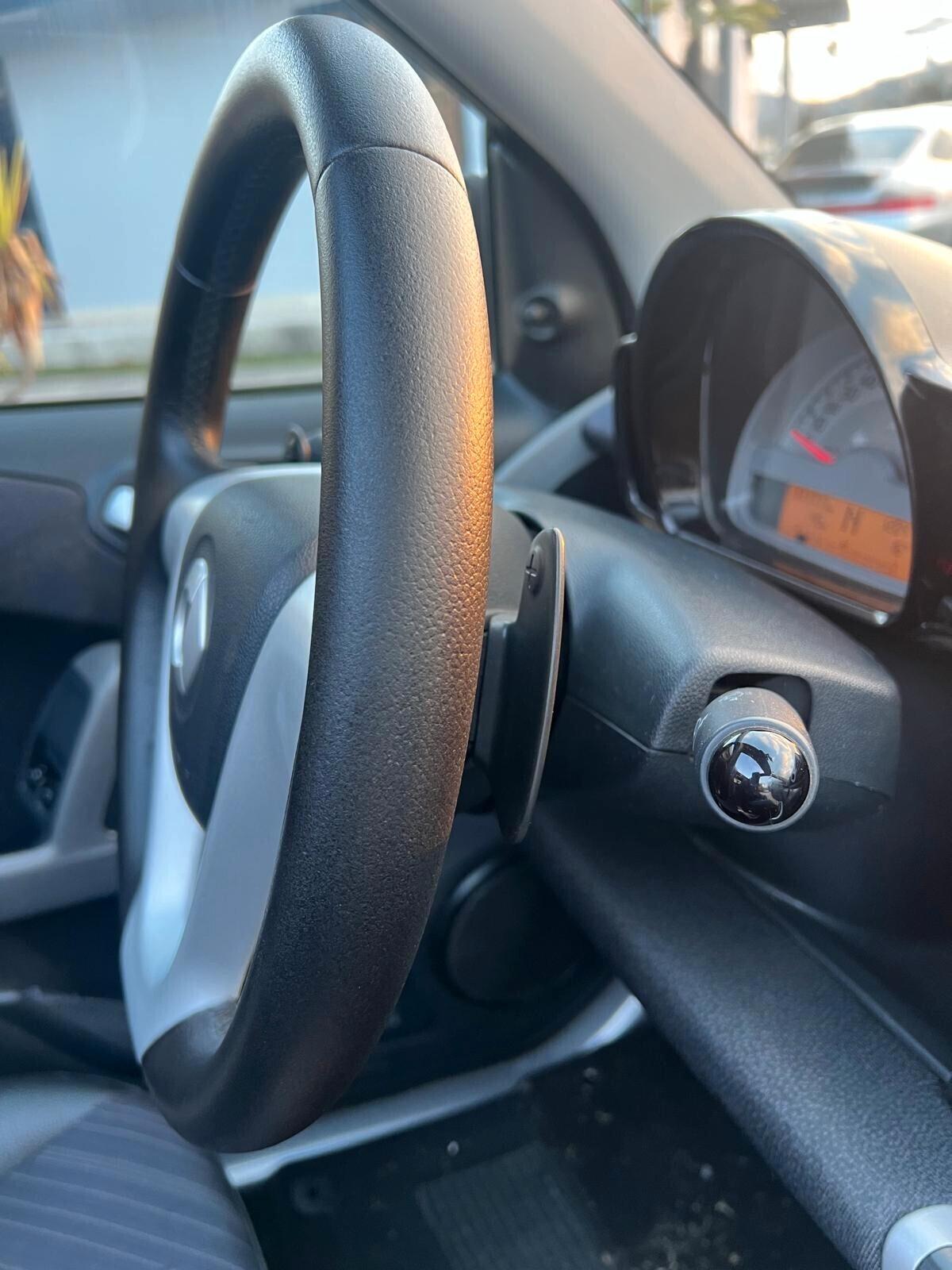 Smart ForTwo 1000 52 kW MHD cabrio pulse