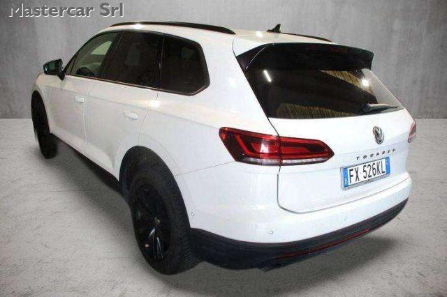 VOLKSWAGEN Touareg Touareg 3.0 V6 tdi Black Style 231cv tiptronic - F