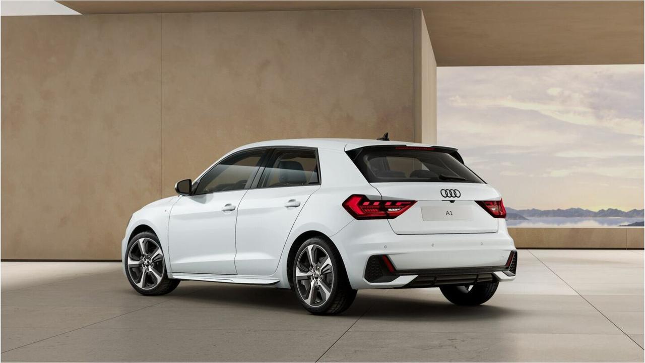 Audi A1 25 Sportback S line edition MY25 C17" Camera LED