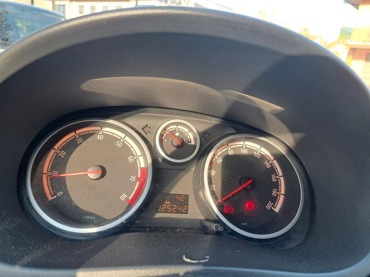 Opel Corsa 1.2 5 porte Elective