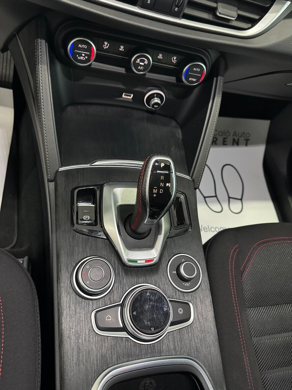 Stelvio 2.2Td AT8 ROSSO EDIZIONE AUTOCARRO N1