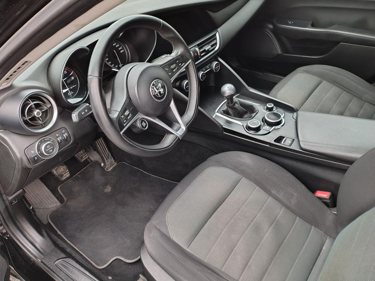 Alfa Romeo Giulia Business 2.2 JTD ECO #8713