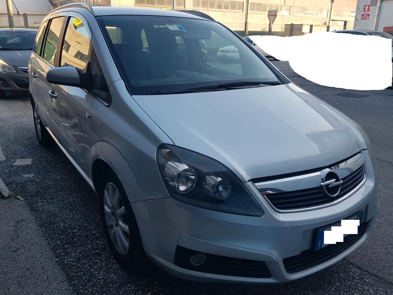 Opel Zafira 1.6 16V Twinport Cosmo