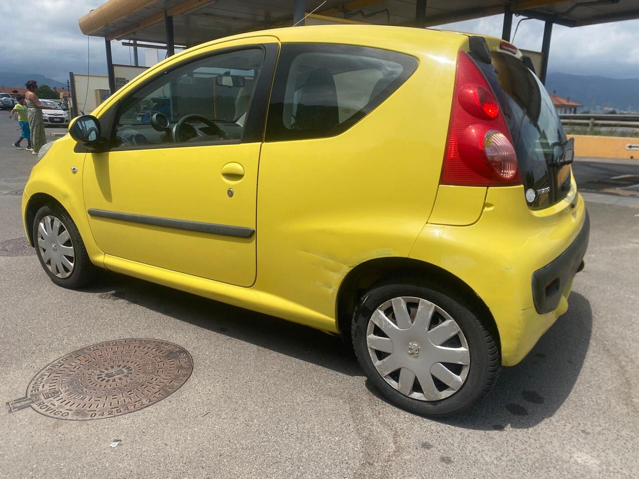 Peugeot 107 1.0 68CV 3p. Plaisir