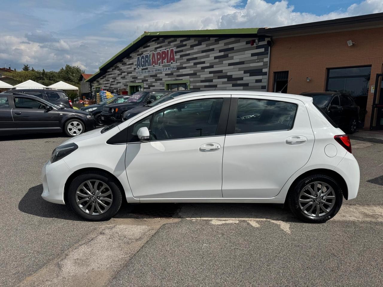 Toyota Yaris 1.0 VVT-I 69CV 5P LOUNGE 2016