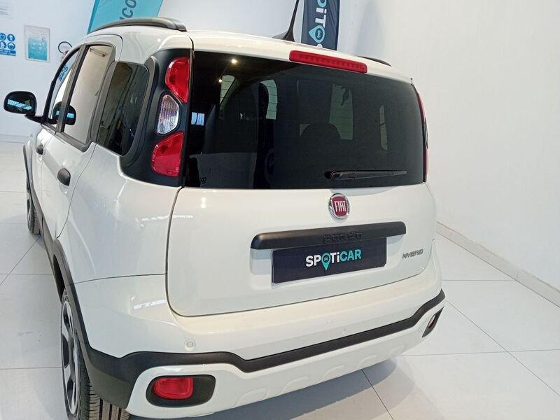 FIAT Panda 1.0 FireFly S&S Hybrid City Cross