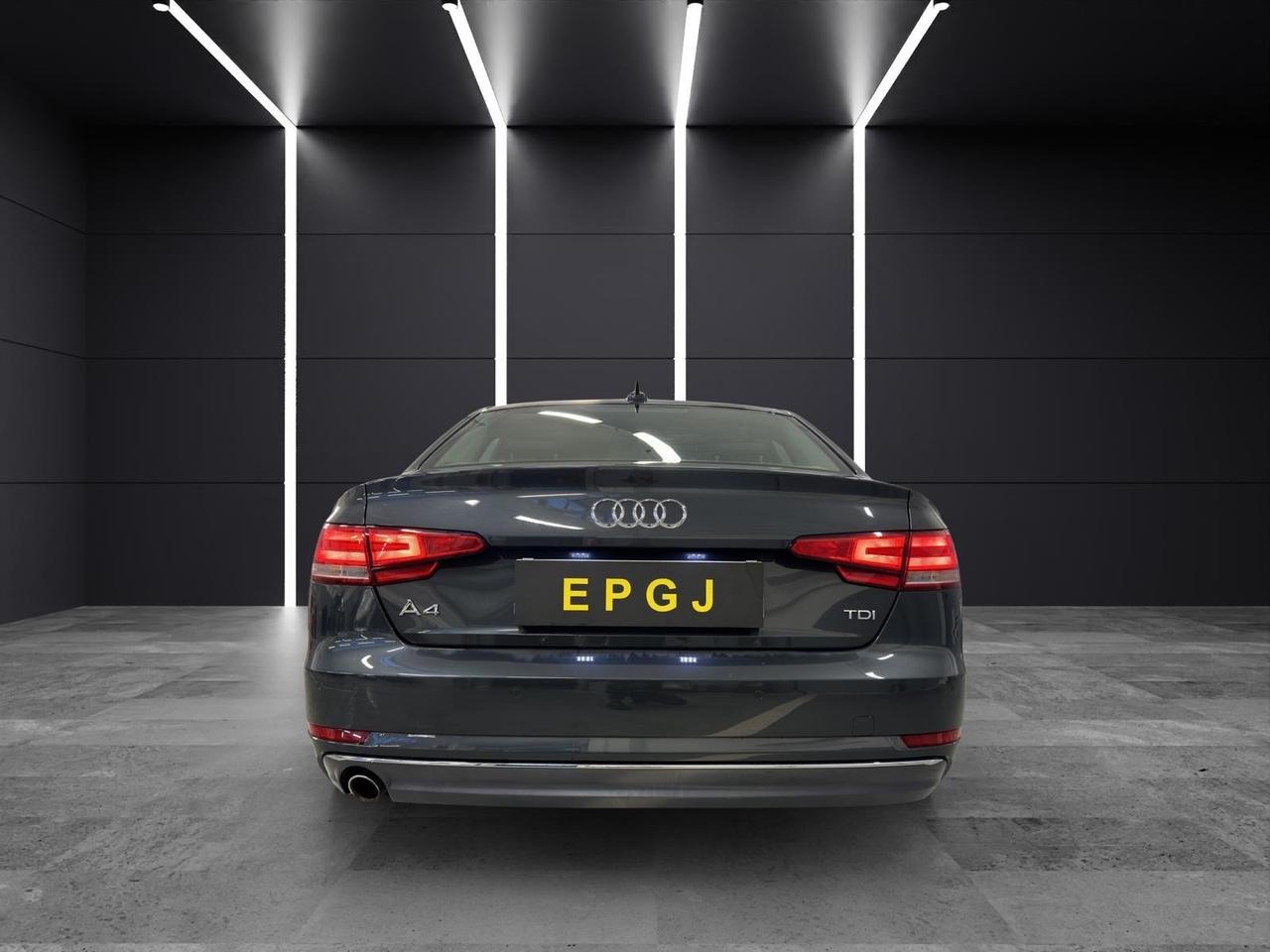 Audi A4 2.0 TDI 150 CV ultra S tronic Sport