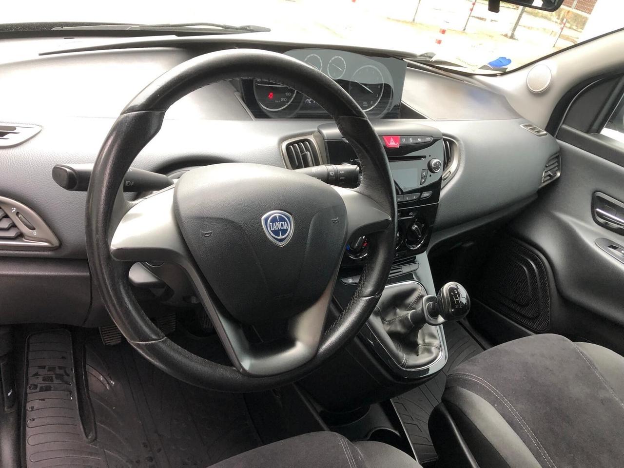 LANCIA YPSILON 1.2 BENZINA-GARANZIA 12 MESI