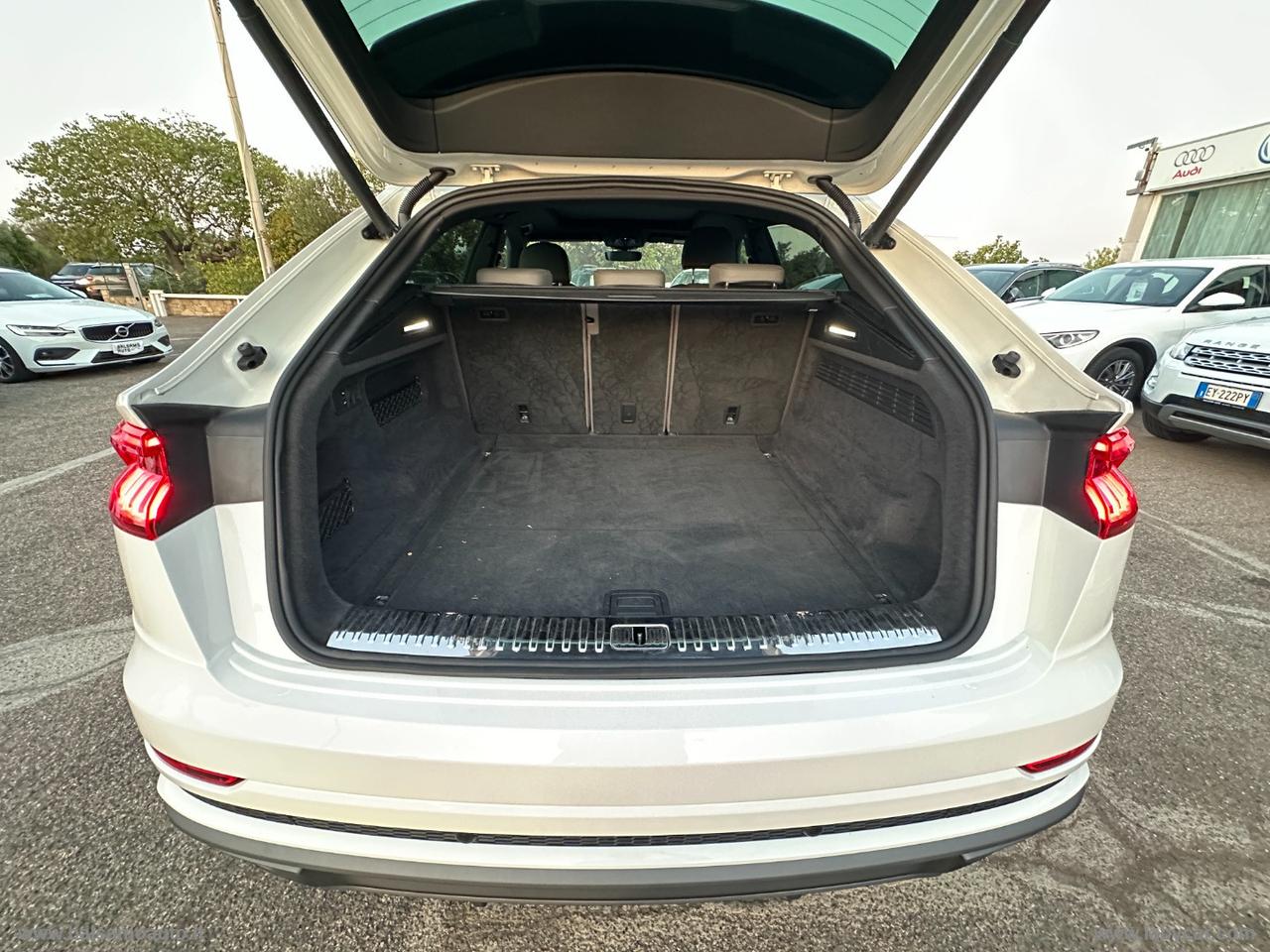 AUDI Q8 45 TDI S-LINE TETTO APRIBILE