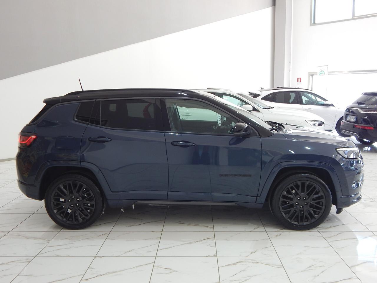 Jeep Compass 1.6 mjt "S" 130cv TETTO-NAVI-PELLE-PARK-RADAR-LED