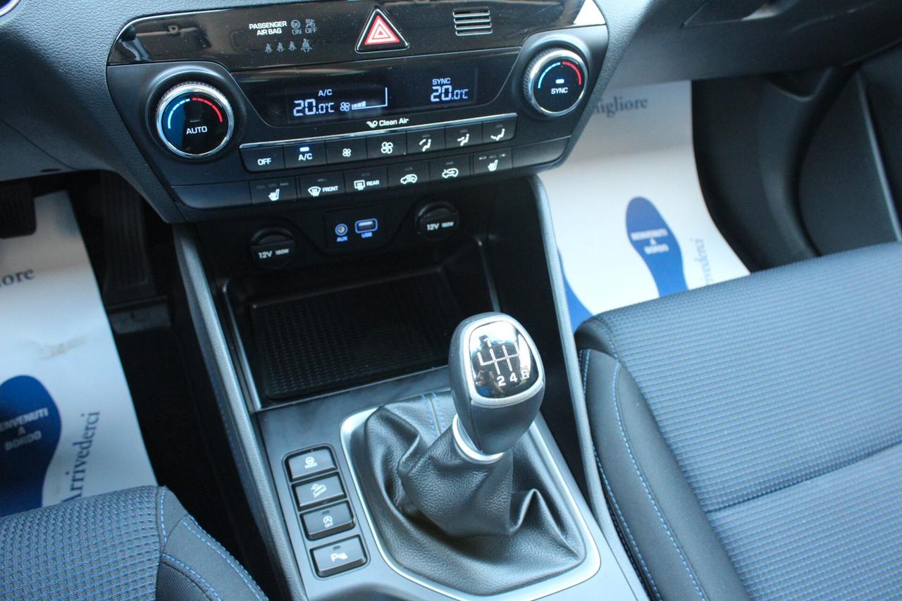 Hyundai Tucson 1.7 crdi Xpossible 2wd 115cv SEDILI RISCALDATI