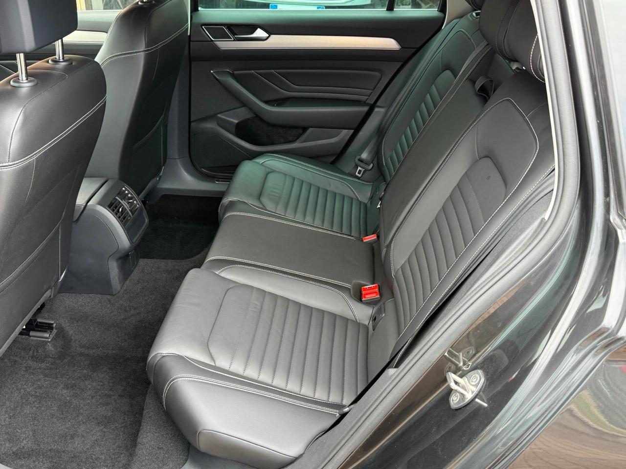 VW Passat 2.0 TDI SCR DSG Executive/PELLE/UNIPRO