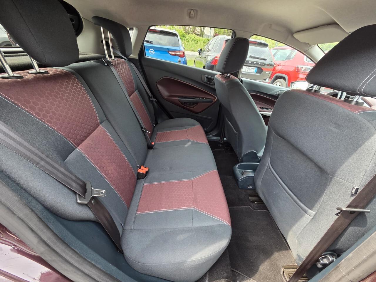 Ford Fiesta 1.6 TDCi 95 CV 5p. Titanium E5 *neopatentati*