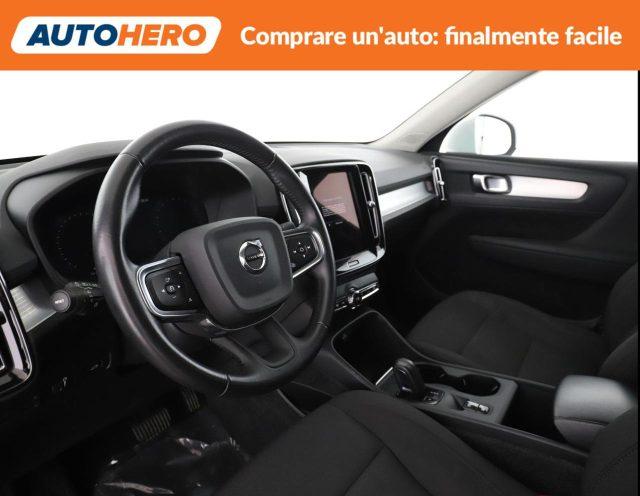 VOLVO XC40 T3 Geartronic Momentum Pro