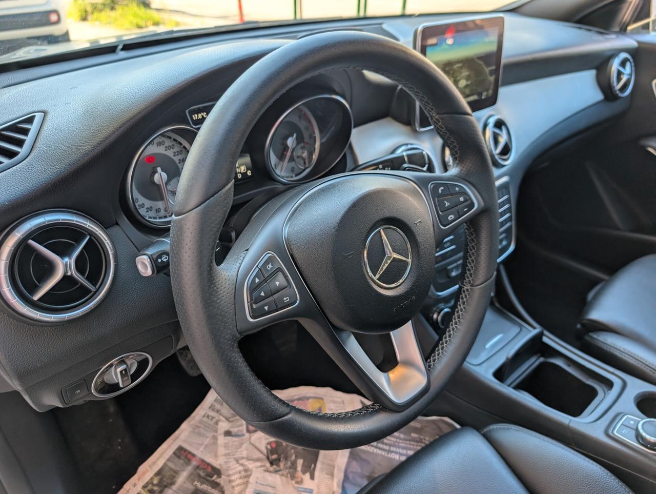 Mercedes-benz CLA 200 d Automatic Premium
