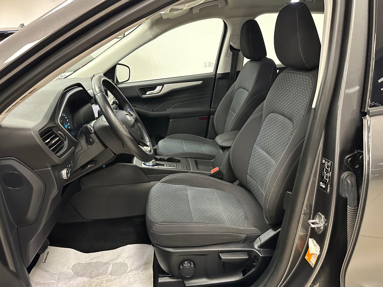Ford Kuga 1.5 EcoBlue 120 CV aut. 2WD Connect 2021