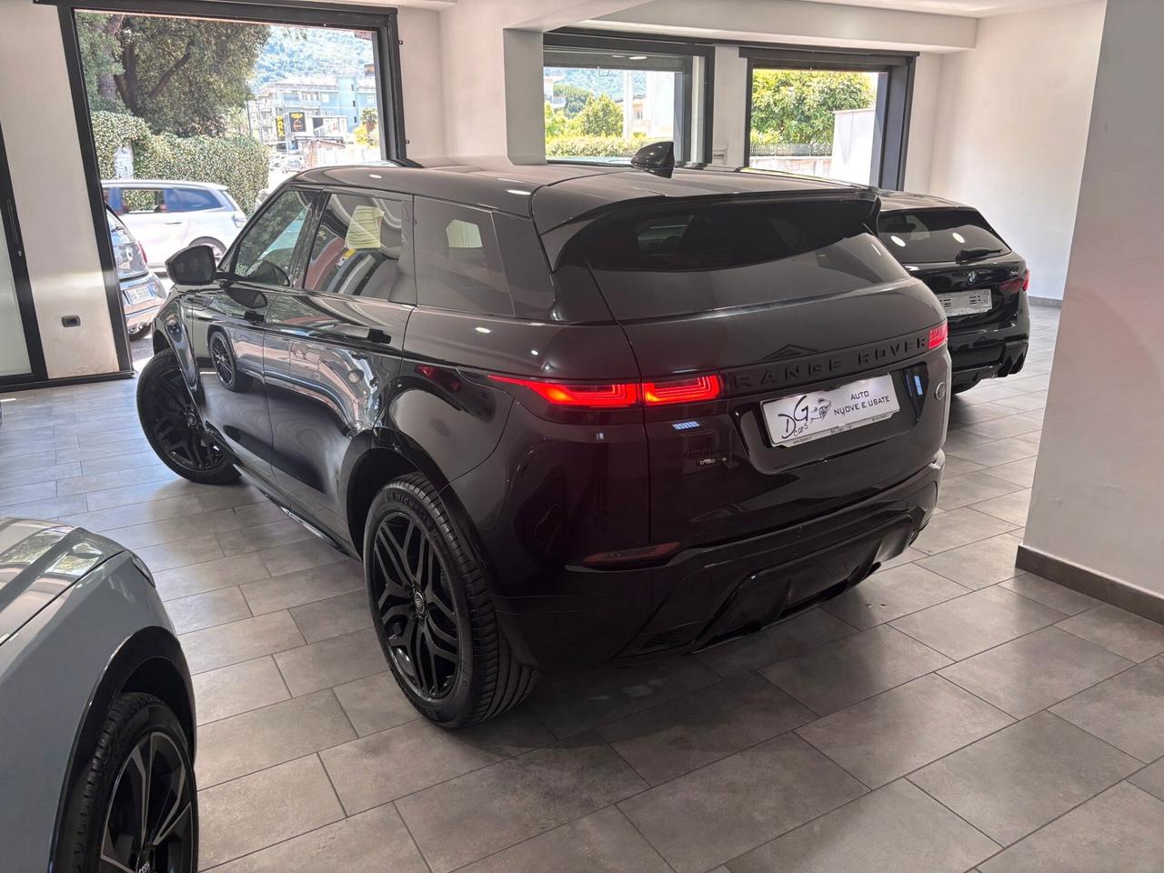 LAND ROVER RANGE ROVER EVOQUE R-DYNAMIC D180 S