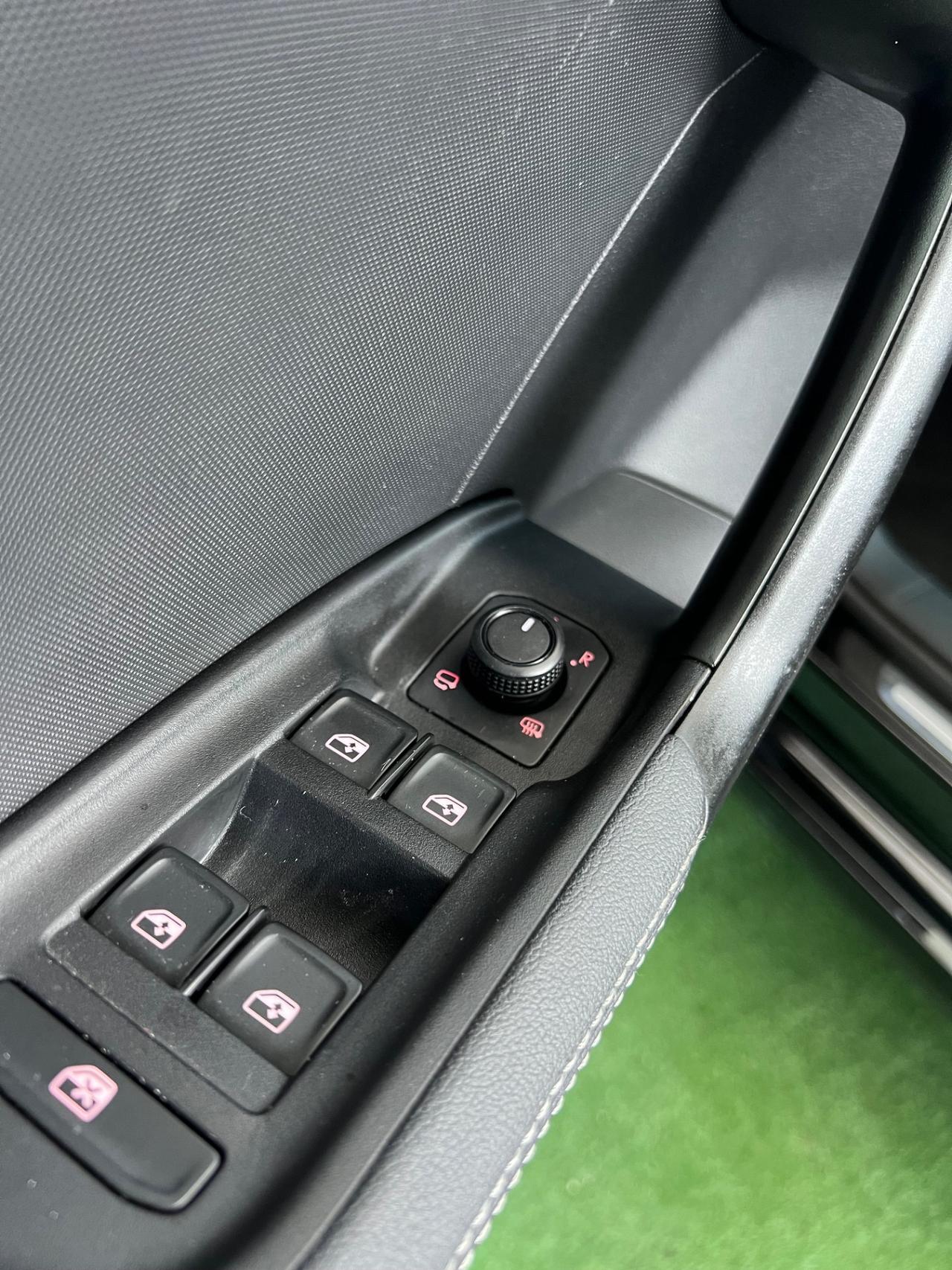 Audi A1 SPB 30 TFSI S-Line FULL LED MISTO PELLE