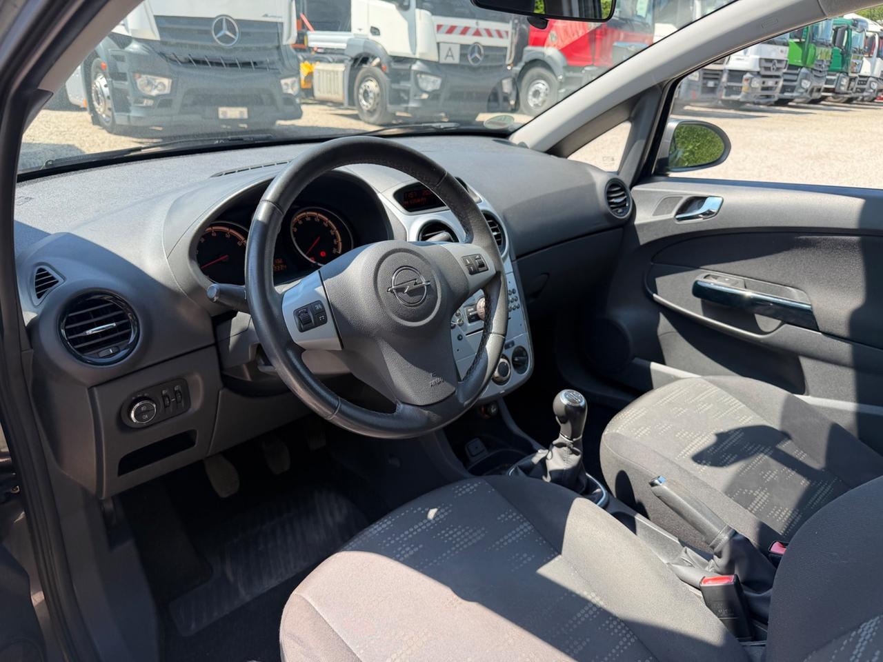 Opel Corsa 1.4 16V 5 porte Start&Stop Elective