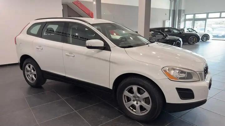 Volvo XC 60 XC60 D3 AWD Geartronic Momentum