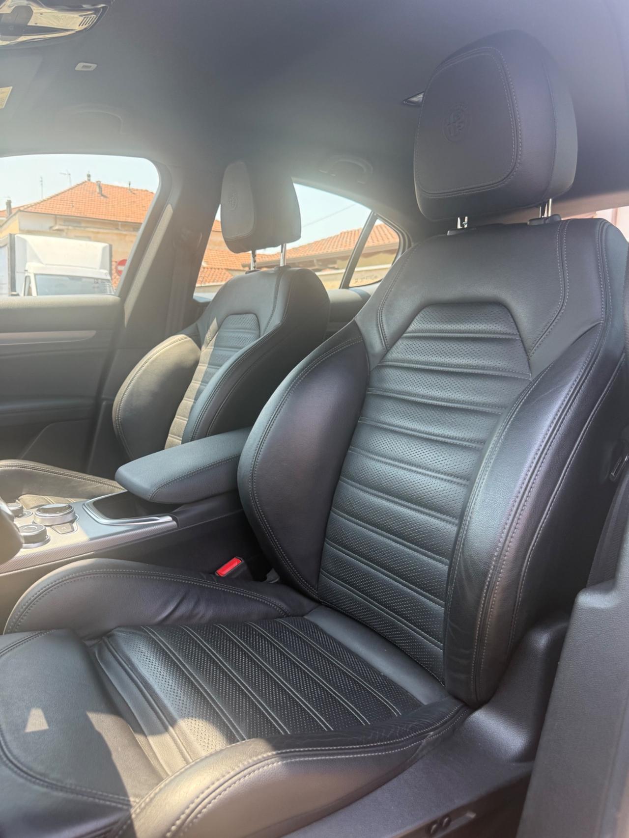Alfa Romeo Stelvio 2.2 Turbodiesel 210 CV AT8 Q4 Veloce