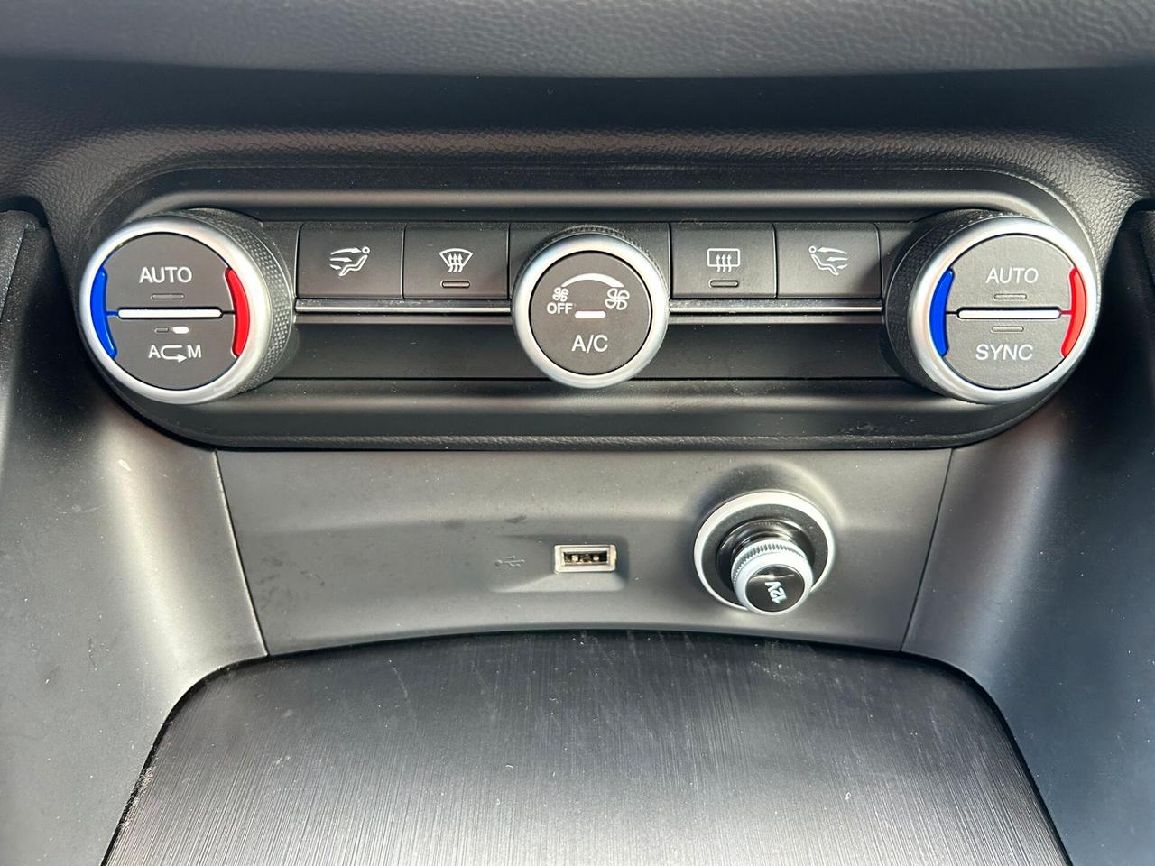 Alfa Romeo Stelvio 2.2 Turbodiesel 210 CV AT8 Q4 Business