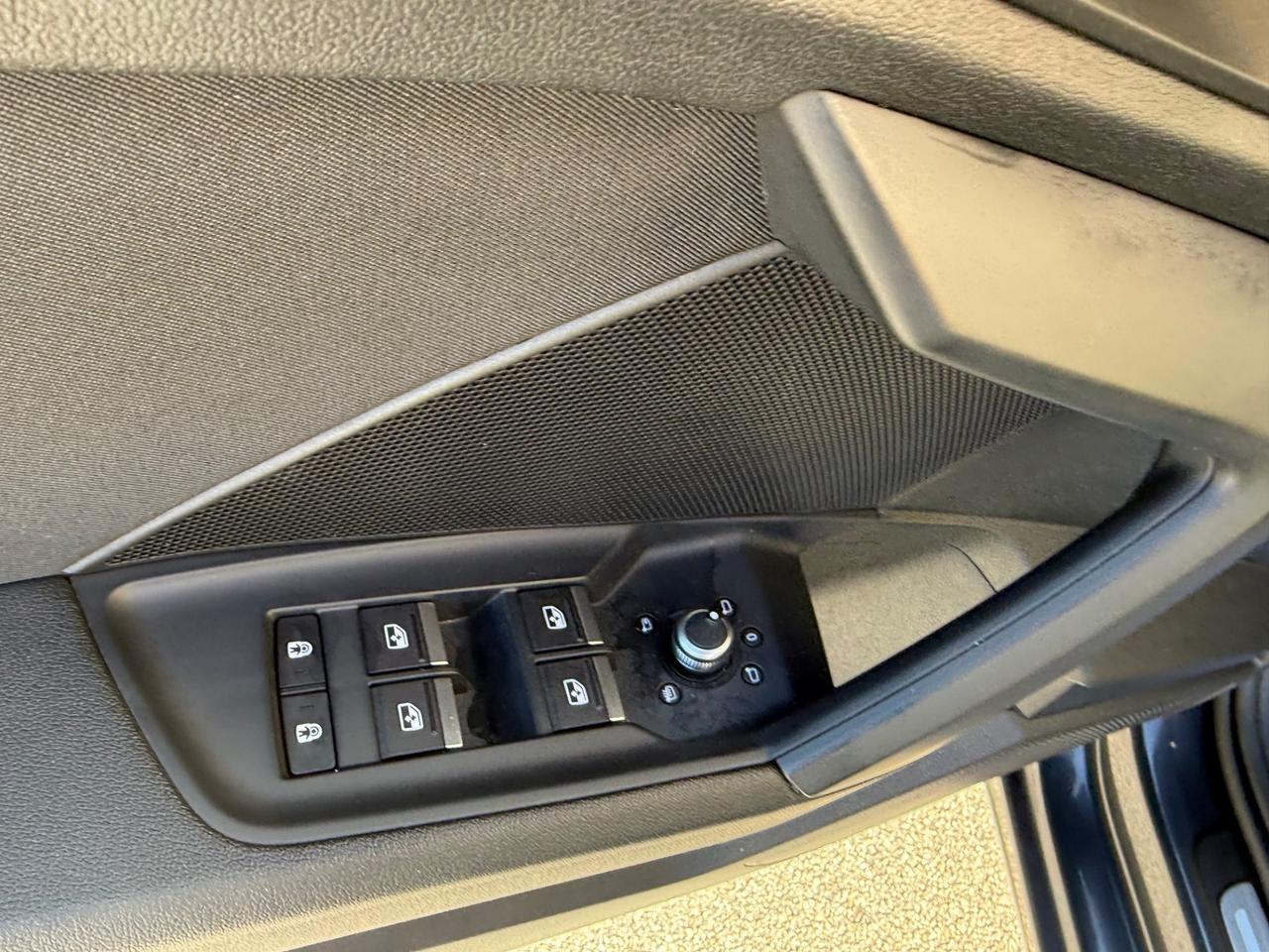 Audi A3 35 TDI S tronic Business Advanced