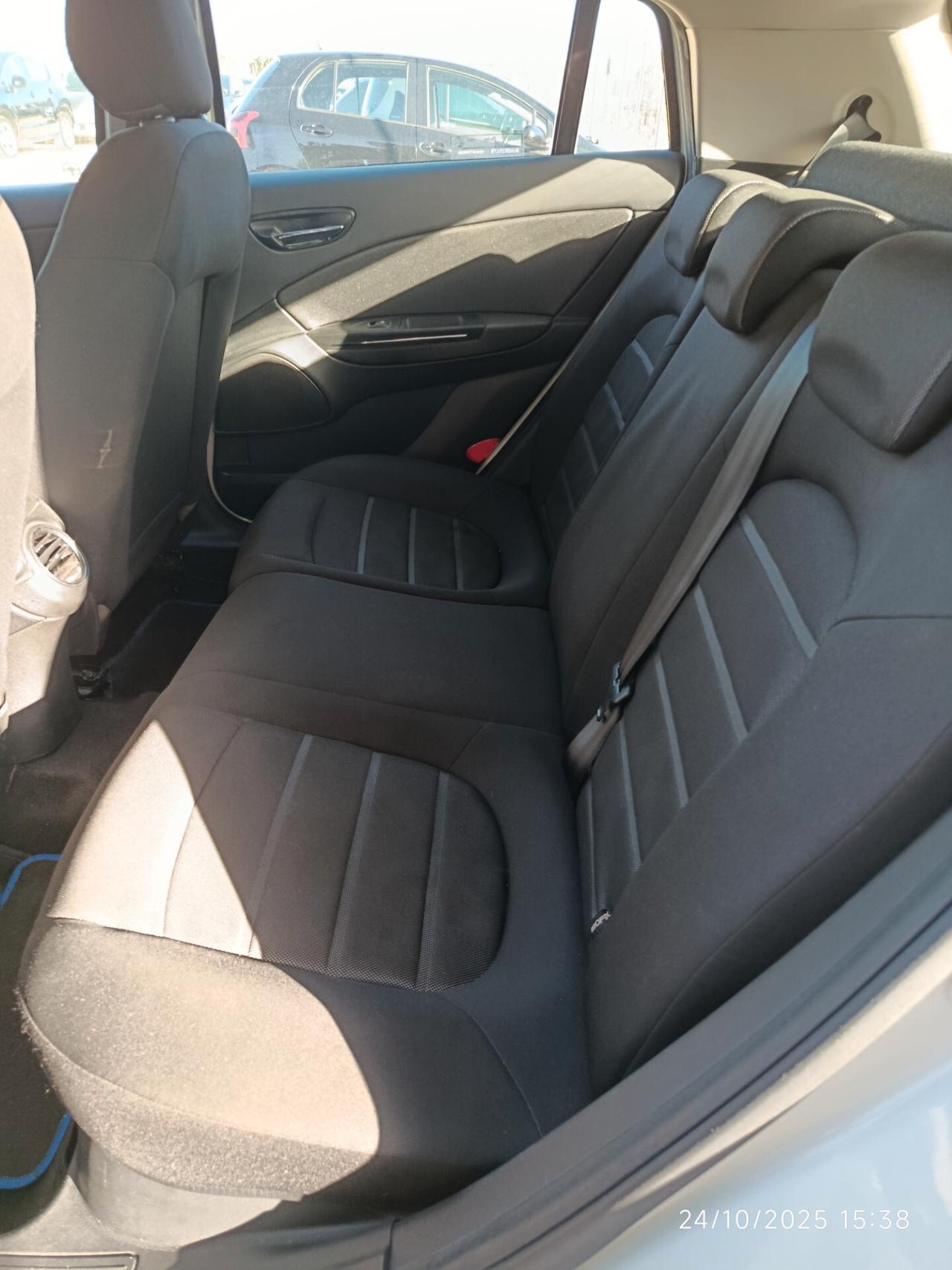 Fiat Bravo 1.4 EasyPower Easy £ 3790 VISTA E PIACIUTA £ 4999 CON GARANZIA