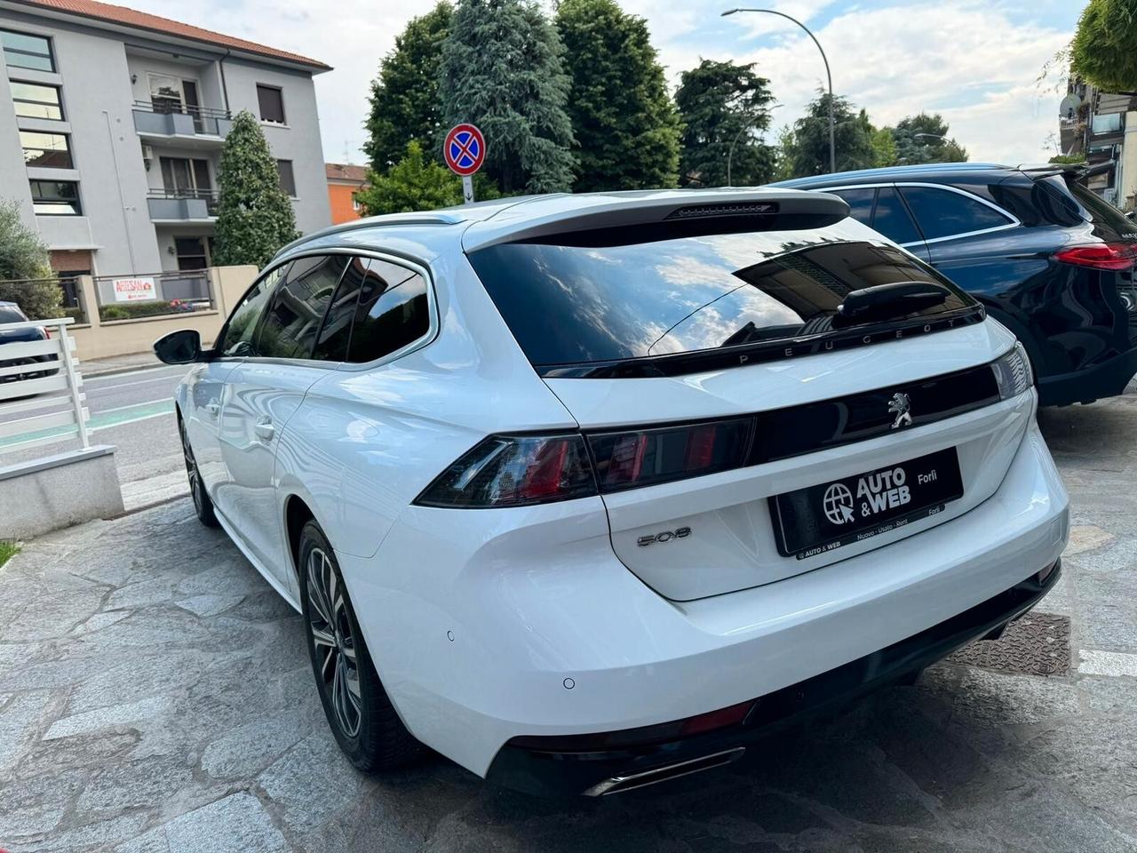 PEUGEOT 508 BlueHDi 130 S&SEAT8 ALLURE NEOPAT