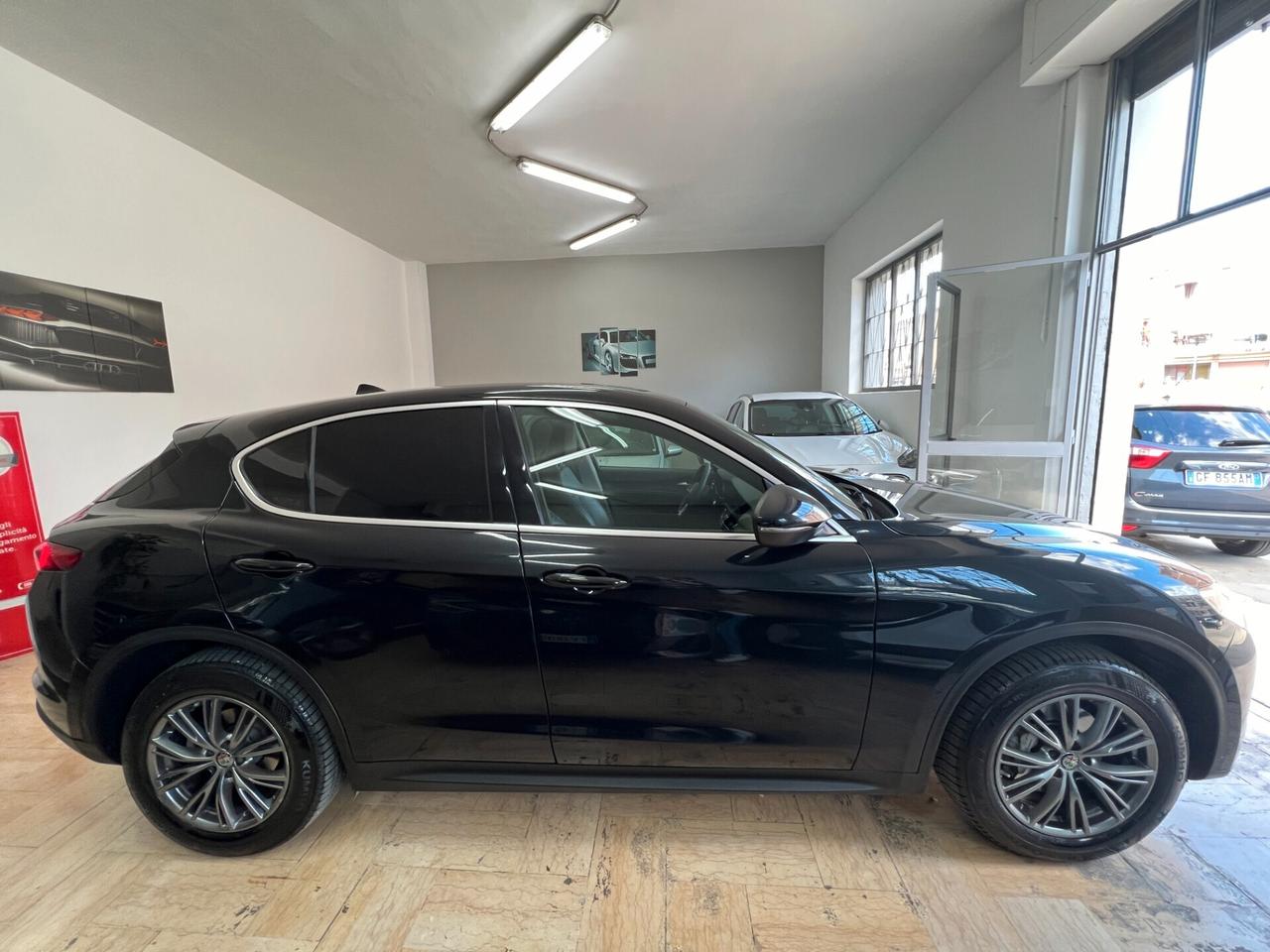 Alfa Romeo Stelvio 2.2 Turbodiesel 210 CV AT8 Q4 Business