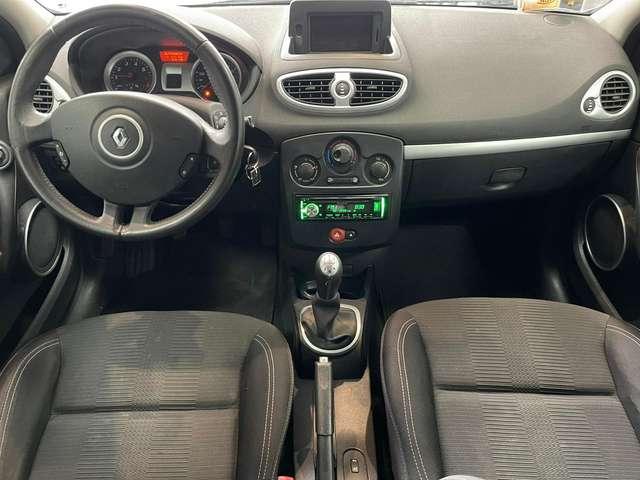Renault Clio Clio III 2009 5p 1.2 16v Luxe