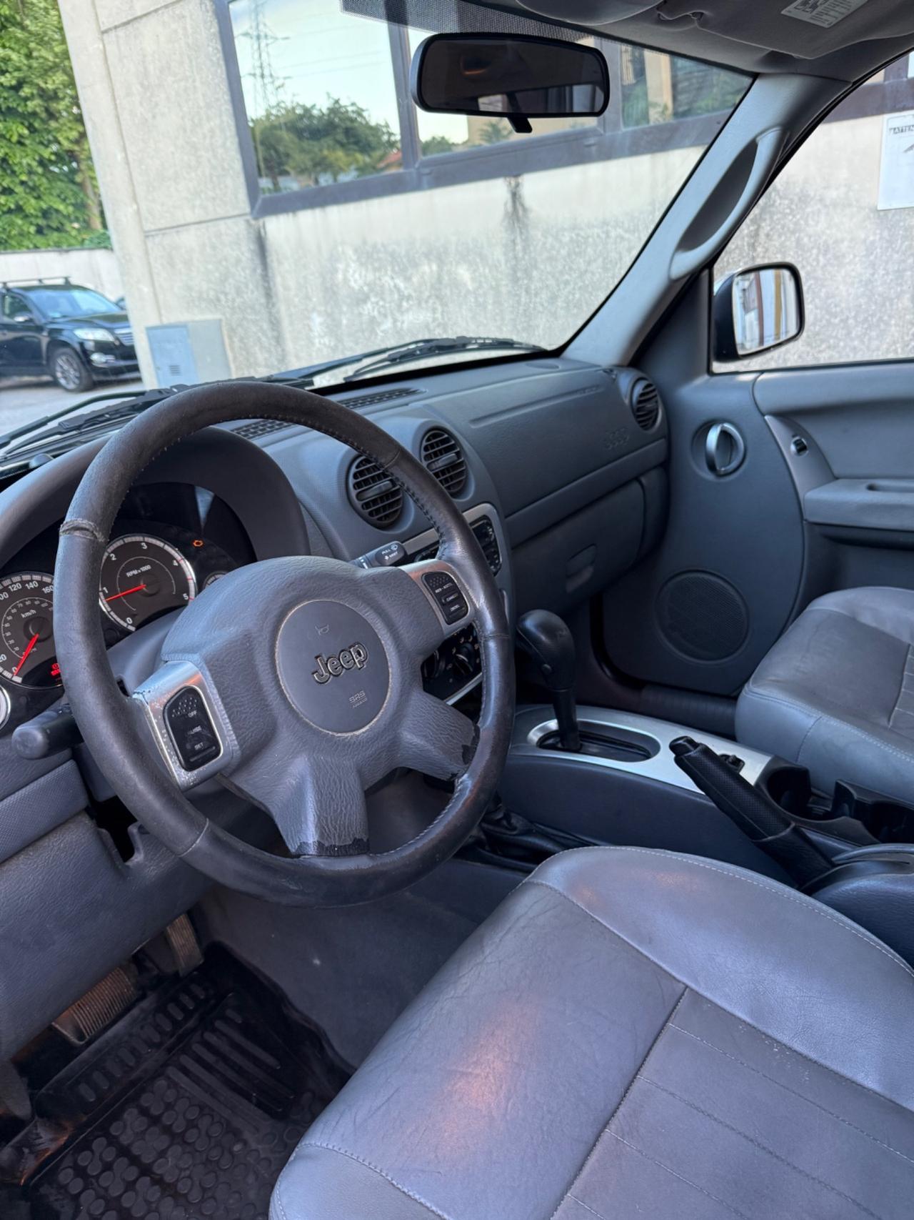 Jeep Cherokee 2.8 CRD Limited