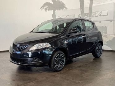 Lancia Ypsilon NEW 1.0 FireFly 5 porte S&S Hybrid Silver Plus