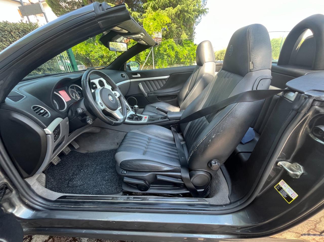 Alfa Romeo Spider 2.4 JTDM 200CV