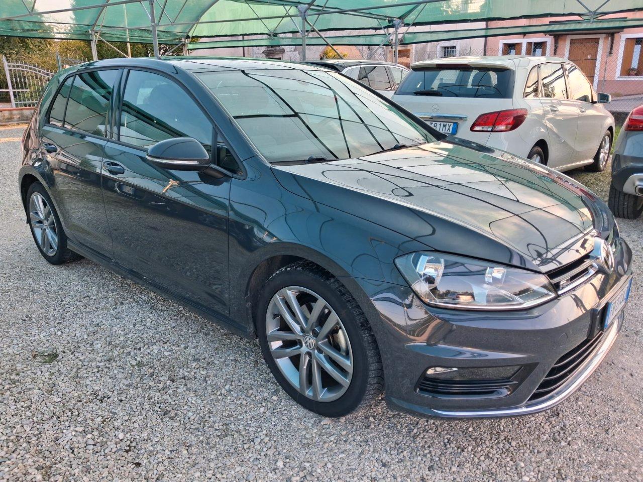 Volkswagen Golf 5 Porte 1.6 tdi (btdi) R-Line Highline 110cv