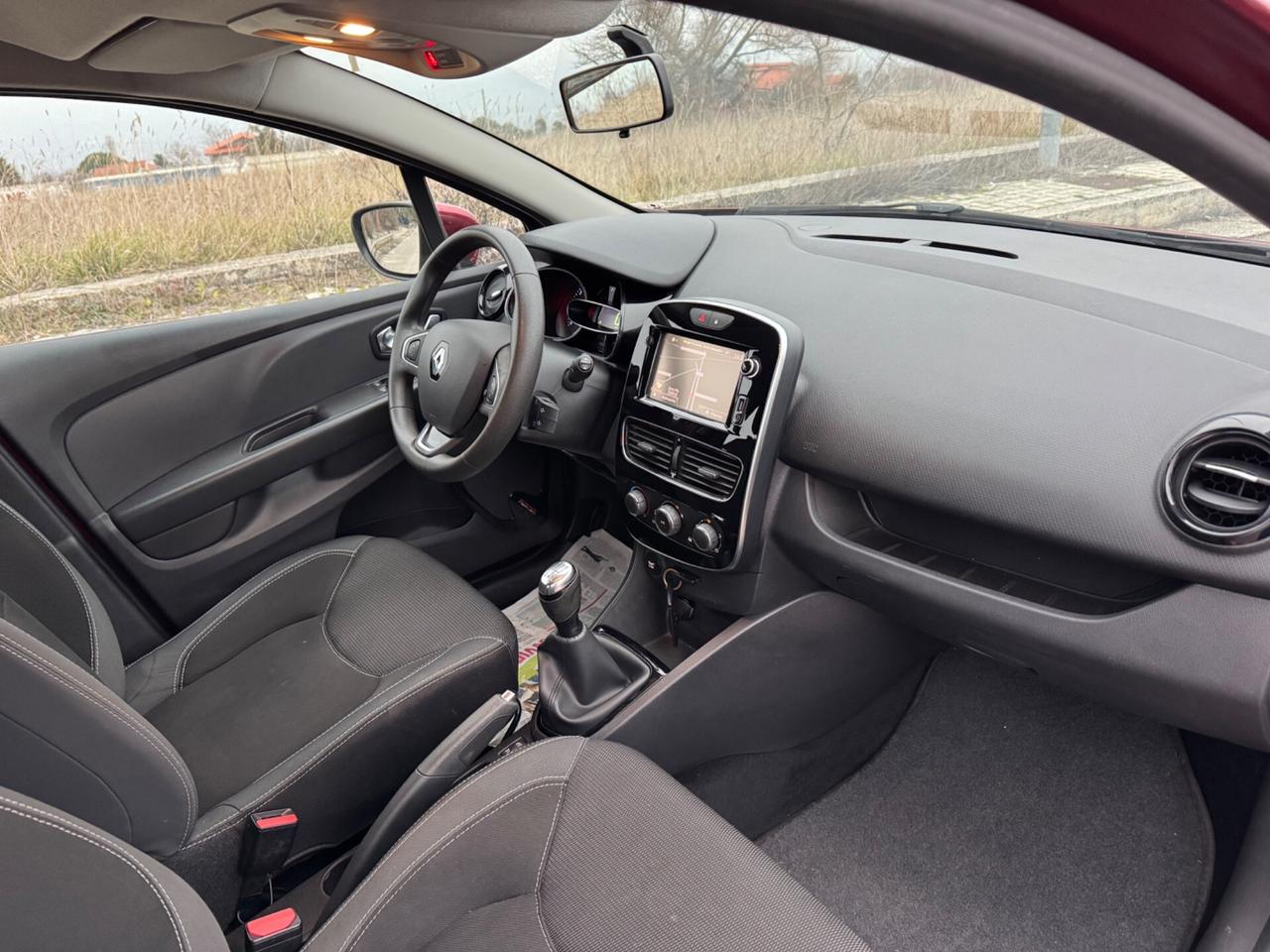 Renault Clio dCi 8V 75 CV 5 porte Moschino Life