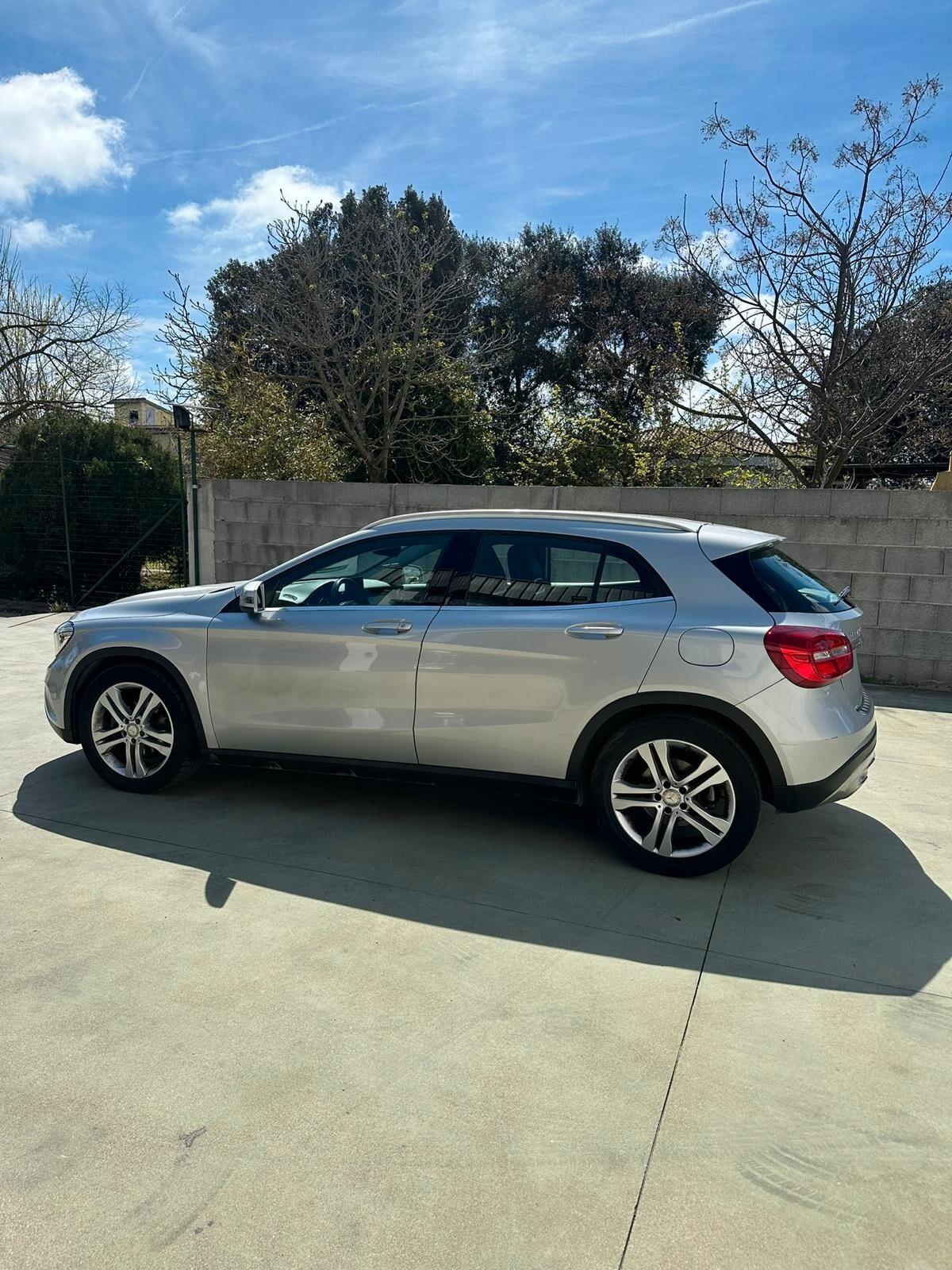 Mercedes-benz GLA 180 GLA 180 d Business