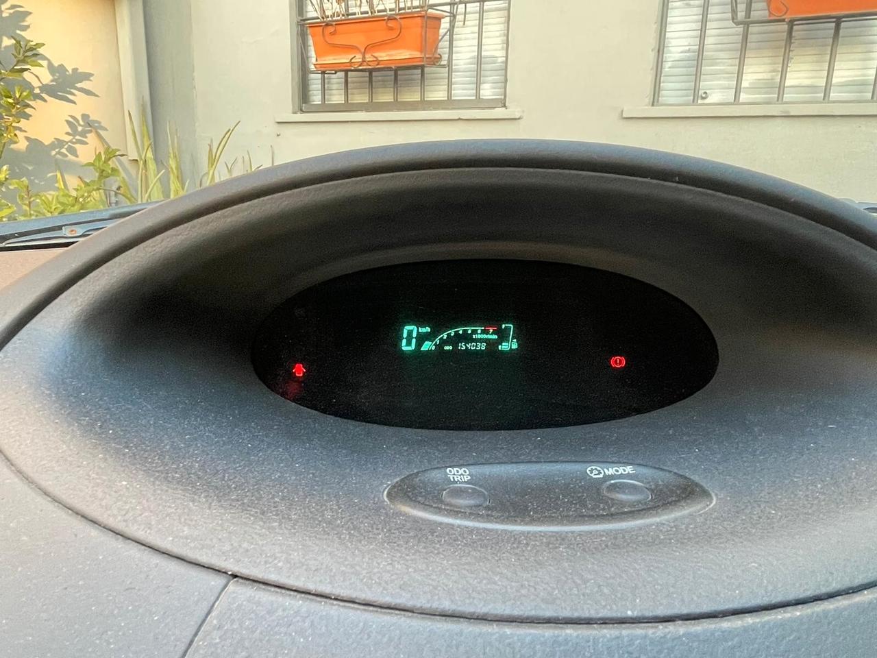 Toyota Yaris 1.0 5 porte