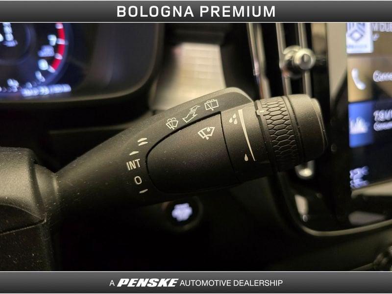 Volvo XC40 XC40 T2 Geartronic Momentum N1