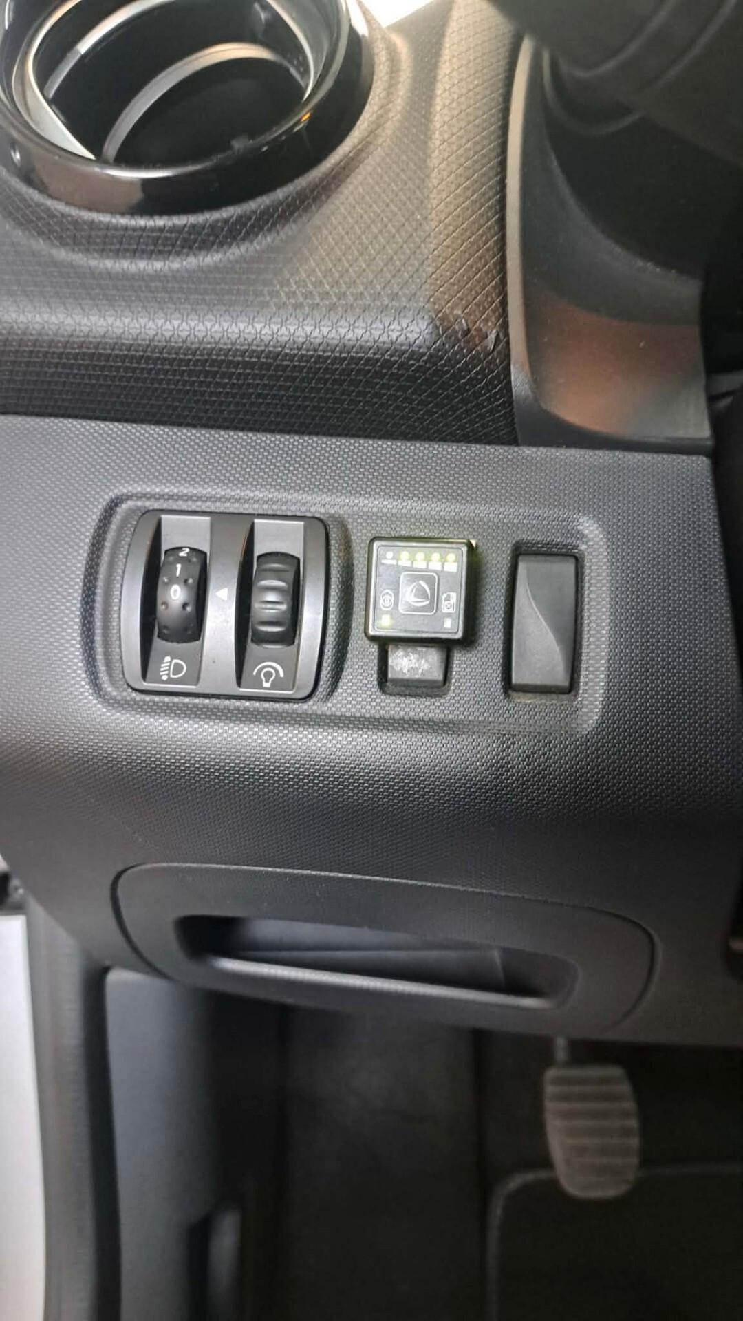 Renault Clio 1.2 75CV GPL 5 porte Wave