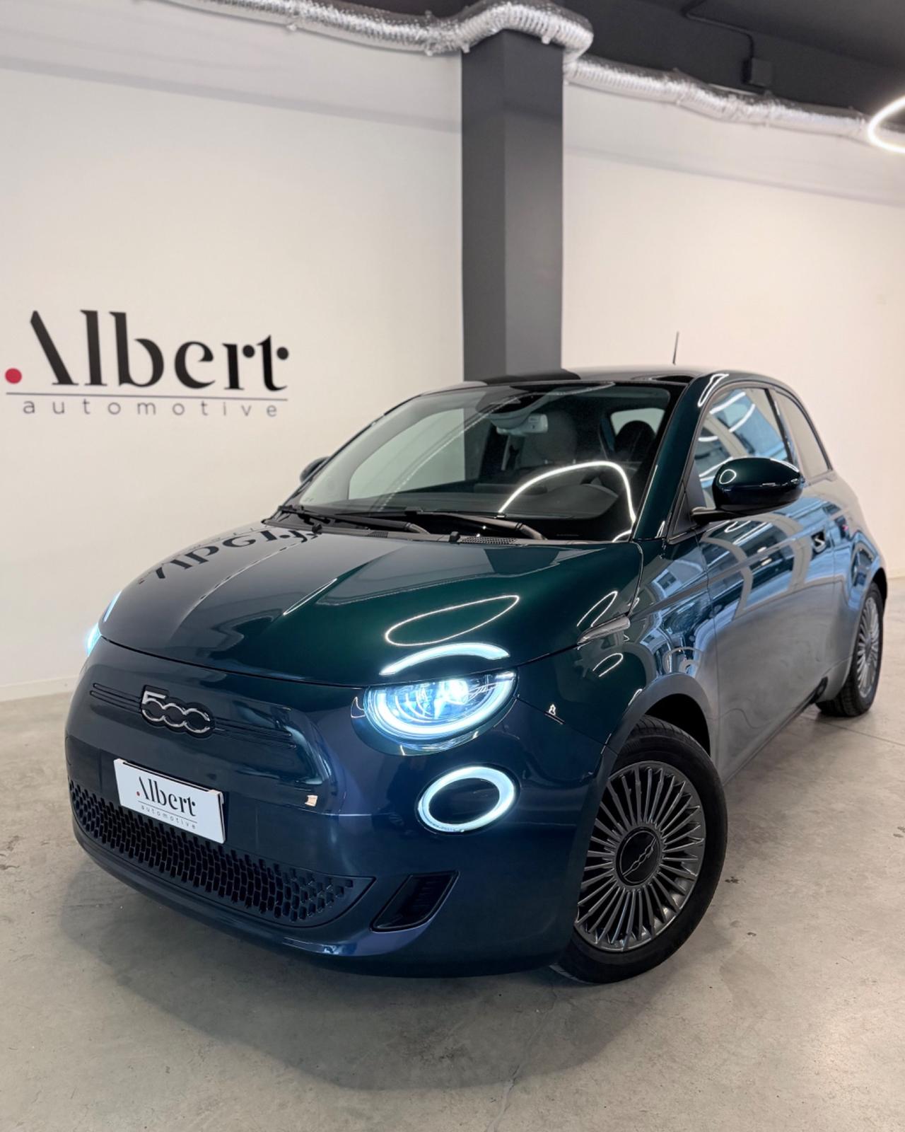 Fiat 500 500e Berlina 42 kWh La Prima