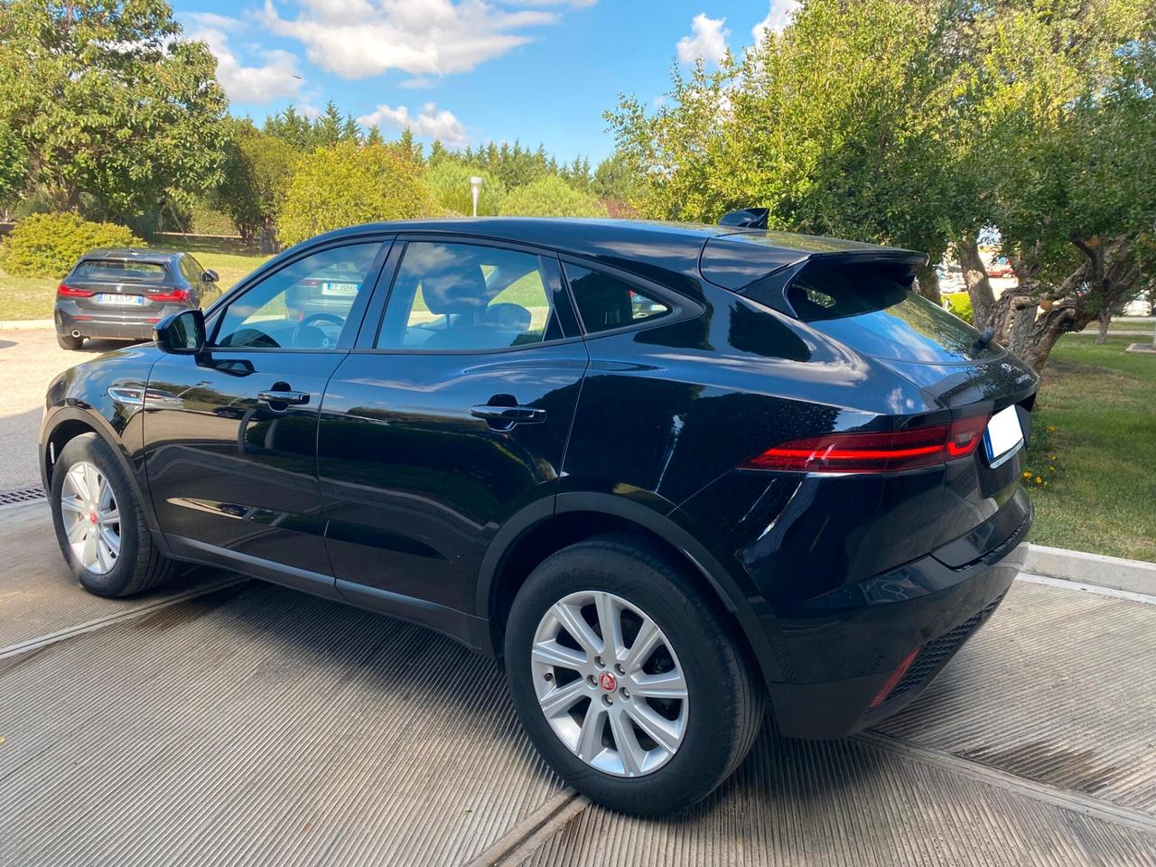 Jaguar E-Pace 2.0D 150 CV AWD aut. R-Dynamic S