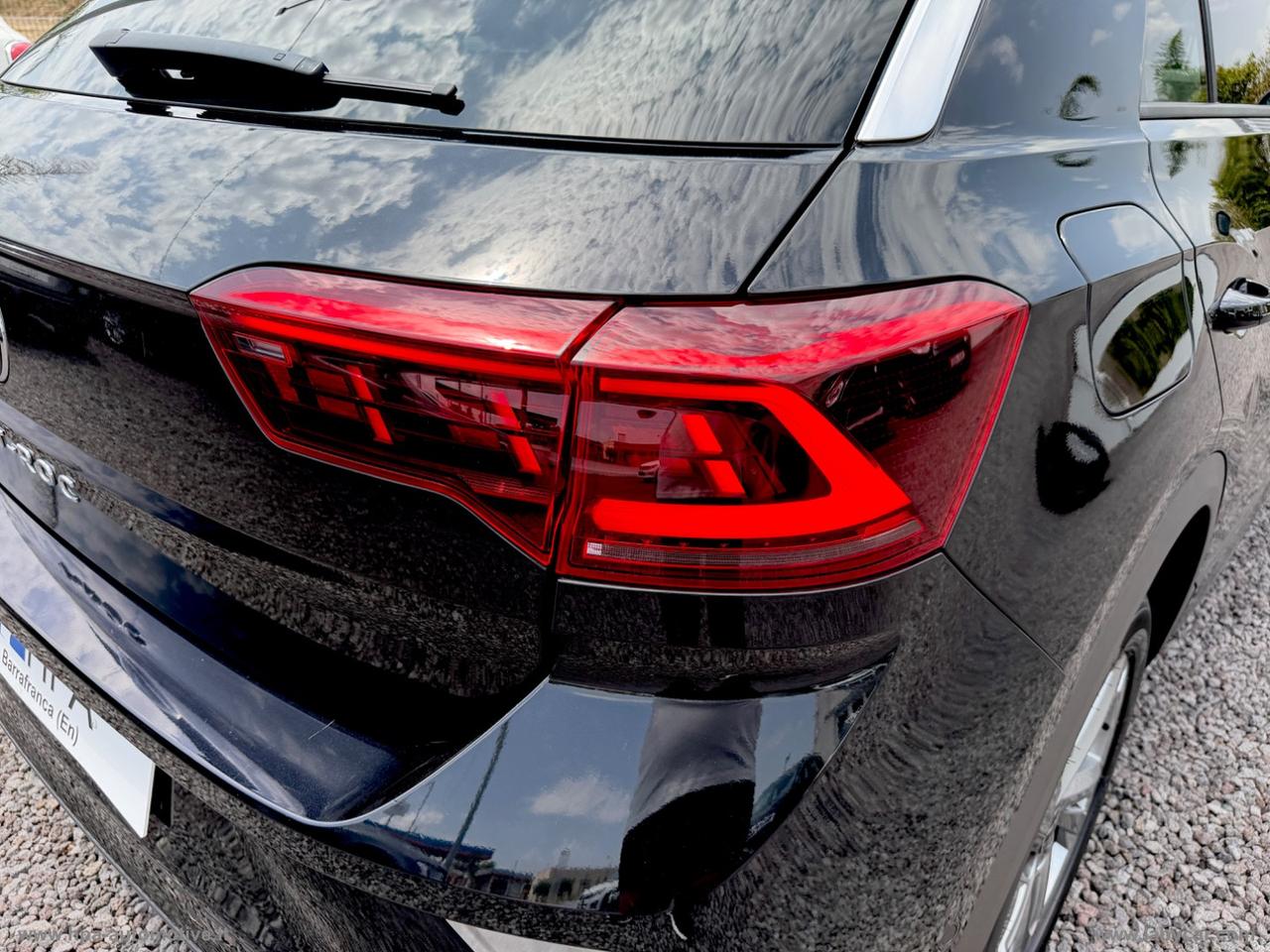 VOLKSWAGEN T-Roc 2.0TDI R-LINE Full Led Navi Pelle Iq-Light Matrix